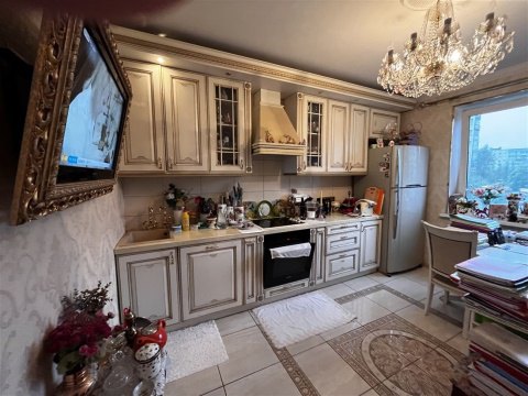 3-к квартира, 3/12 эт., 89м²