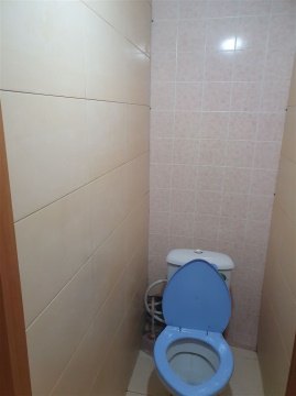 3-к квартира, 5/5 эт., 50м²