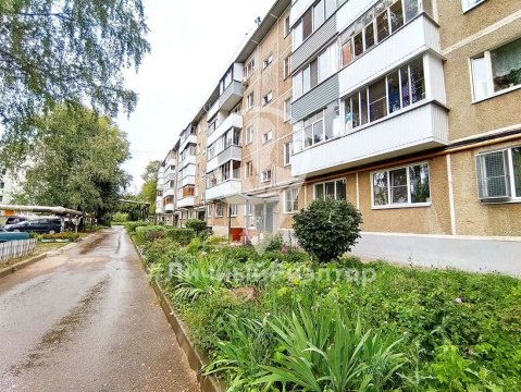 2-к квартира, 5/5 эт., 44м²