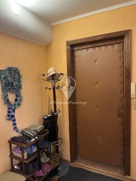 2-к квартира, 1/10 эт., 78м²