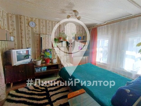 Дом 27м², участок 6 сот.