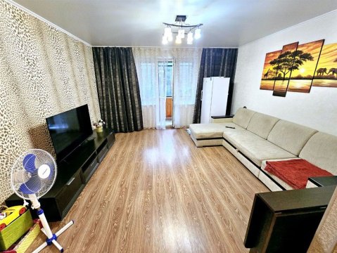 3-к квартира, 4/10 эт., 66м²