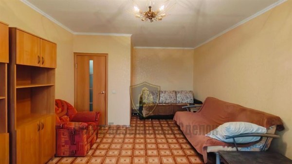 1-к квартира, 8/9 эт., 42м²