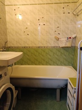 3-к квартира, 4/5 эт., 60м²
