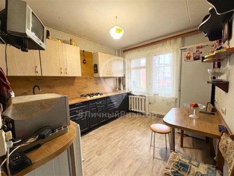 4-к квартира, 4/10 эт., 96м²