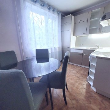 1-к квартира, 1/10 эт., 38м²