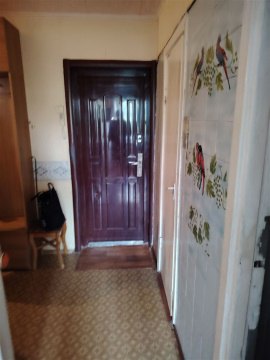 2-к квартира, 4/9 эт., 50м²