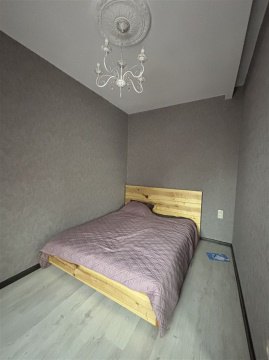 2-к квартира, 1/4 эт., 50м²