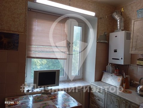 2-к квартира, 5/5 эт., 44м²