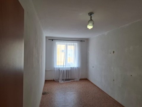 3-к квартира, 3/3 эт., 65м²