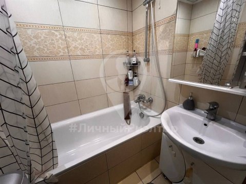 2-к квартира, 4/5 эт., 54м²