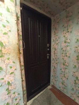 3-к квартира, 1/3 эт., 45м²