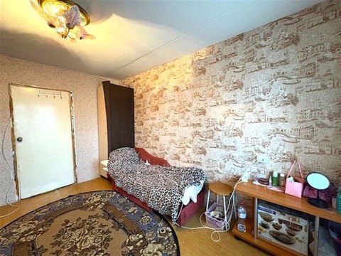 4-к квартира, 4/10 эт., 96м²