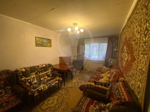 3-к квартира, 1/5 эт., 60м²