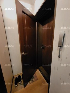 2-к квартира, 1/4 эт., 42м²