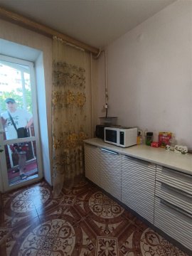 2-к квартира, 2/10 эт., 47м²