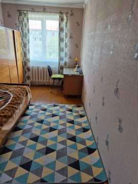 3-к квартира, 5/5 эт., 61м²