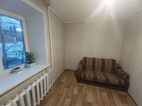 3-к квартира, 2/5 эт., 50м²