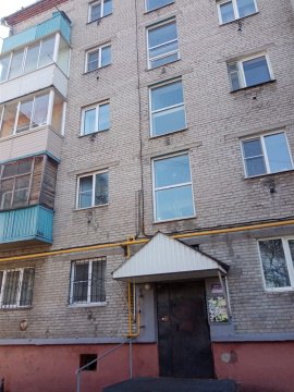 3-к квартира, 2/5 эт., 55м²