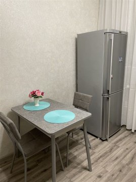 1-к квартира, 5/10 эт., 40м²