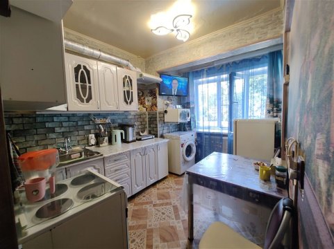 2-к квартира, 1/5 эт., 50м²
