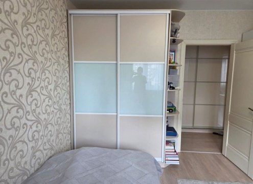 2-к квартира, 2/22 эт., 57м²