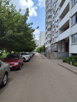 2-к квартира, 3/16 эт., 63м²