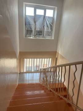 2-к квартира, 3/3 эт., 60м²