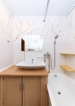 2-к квартира, 5/16 эт., 79м²