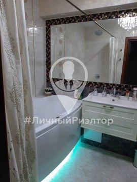 2-к квартира, 6/10 эт., 68м²