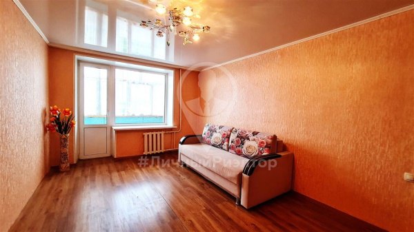 4-к квартира, 2/5 эт., 61м²