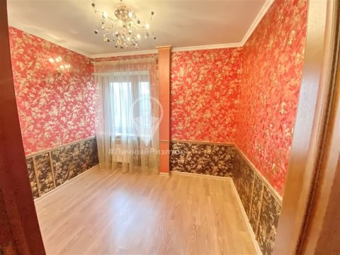 3-к квартира, 4/5 эт., 43м²