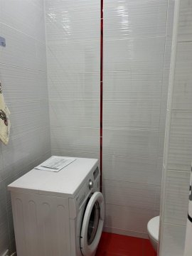 2-к квартира, 1/2 эт., 35м²