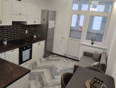 1-к квартира, 15/17 эт., 50м²