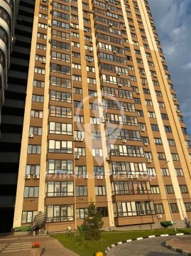 1-к квартира, 7/27 эт., 39м²