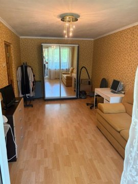 2-к квартира, 1/6 эт., 62м²