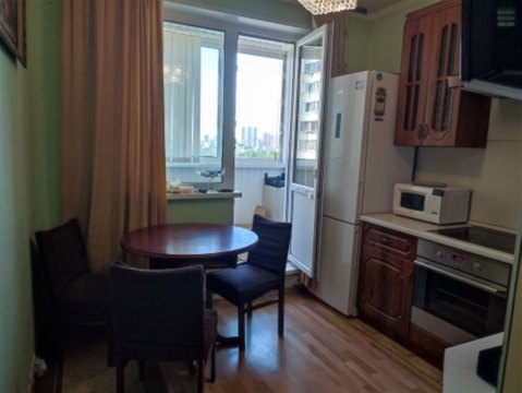 1-к квартира, 8/12 эт., 38м²