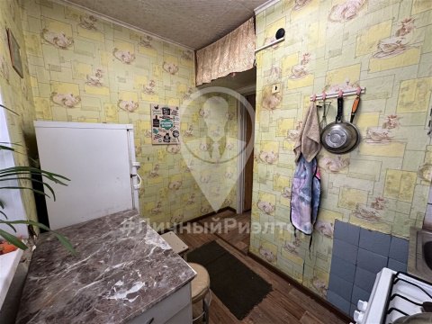 3-к квартира, 1/2 эт., 57м²