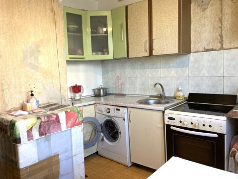 3-к квартира, 1/17 эт., 73м²