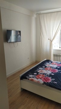 2-к квартира, 10/10 эт., 65м²