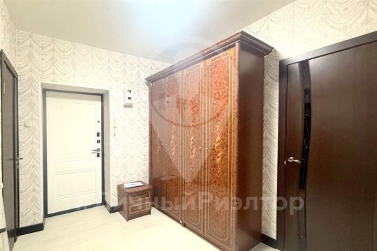 3-к квартира, 2/2 эт., 71м²