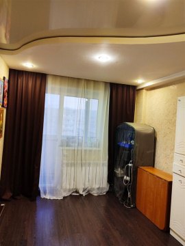 3-к квартира, 8/9 эт., 77м²