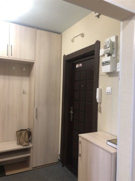 2-к квартира, 3/17 эт., 69м²