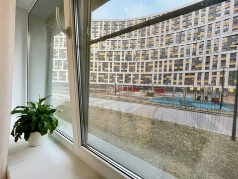 1-к квартира, 1/18 эт., 33м²