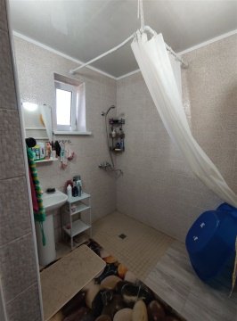 Дом 198м², участок 30 сот.