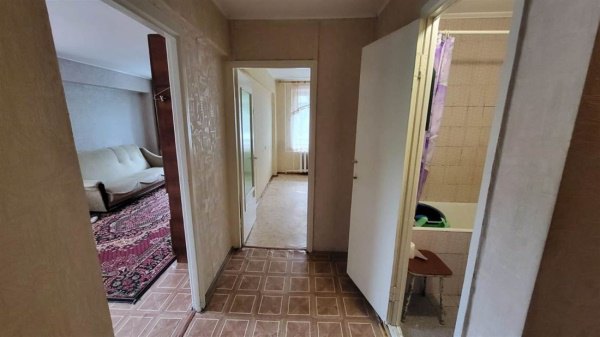 2-к квартира, 2/5 эт., 52м²