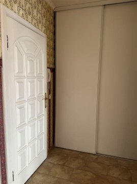 2-к квартира, 3/5 эт., 70м²