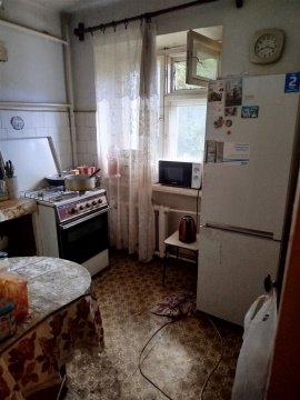 3-к квартира, 2/4 эт., 39м²