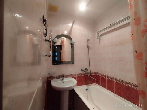 3-к квартира, 10/12 эт., 58м²