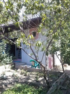 Дом 32м², участок 1 сот.